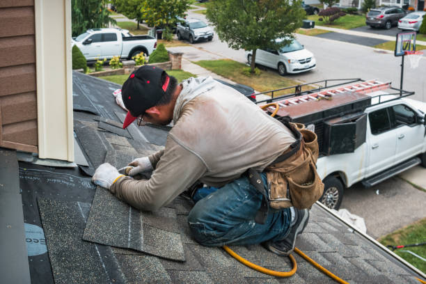 Professional Roof Installation technician working in Parlin, NJ